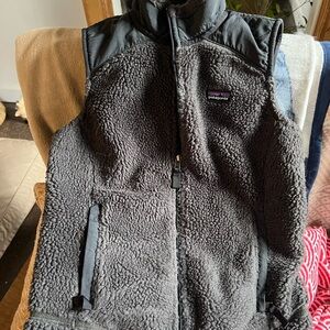 Patagonia woman’s retro vest